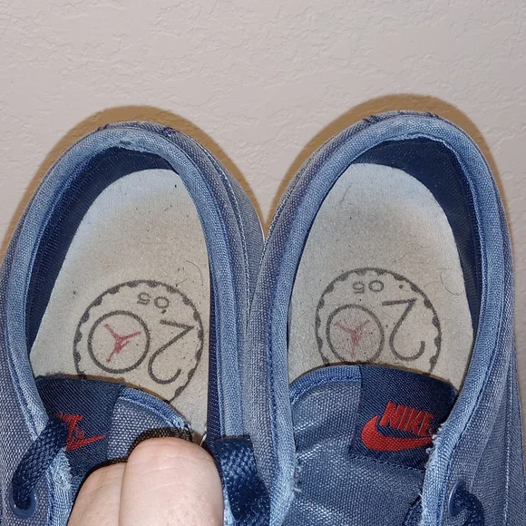 Nike Toki Low Sheos Men's 10.5 Denim Blue Jean Janoski Style Skateboard Skater - Picture 8 of 11